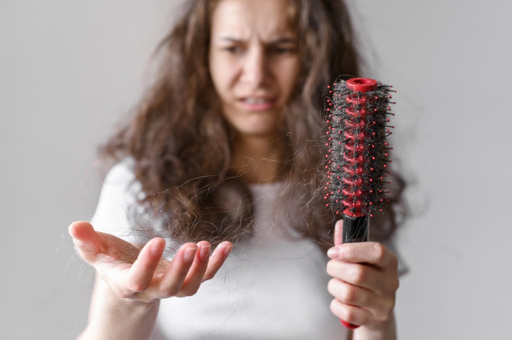 Kerusakan rambut akibat air yang digunakan untuk keramas