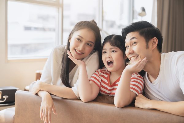 Keluarga Bahagia Tanpa Permasalahan Air di Rumah Baru
